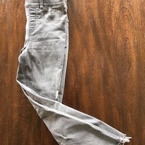 Spanx Gray distressed jeggings, small.